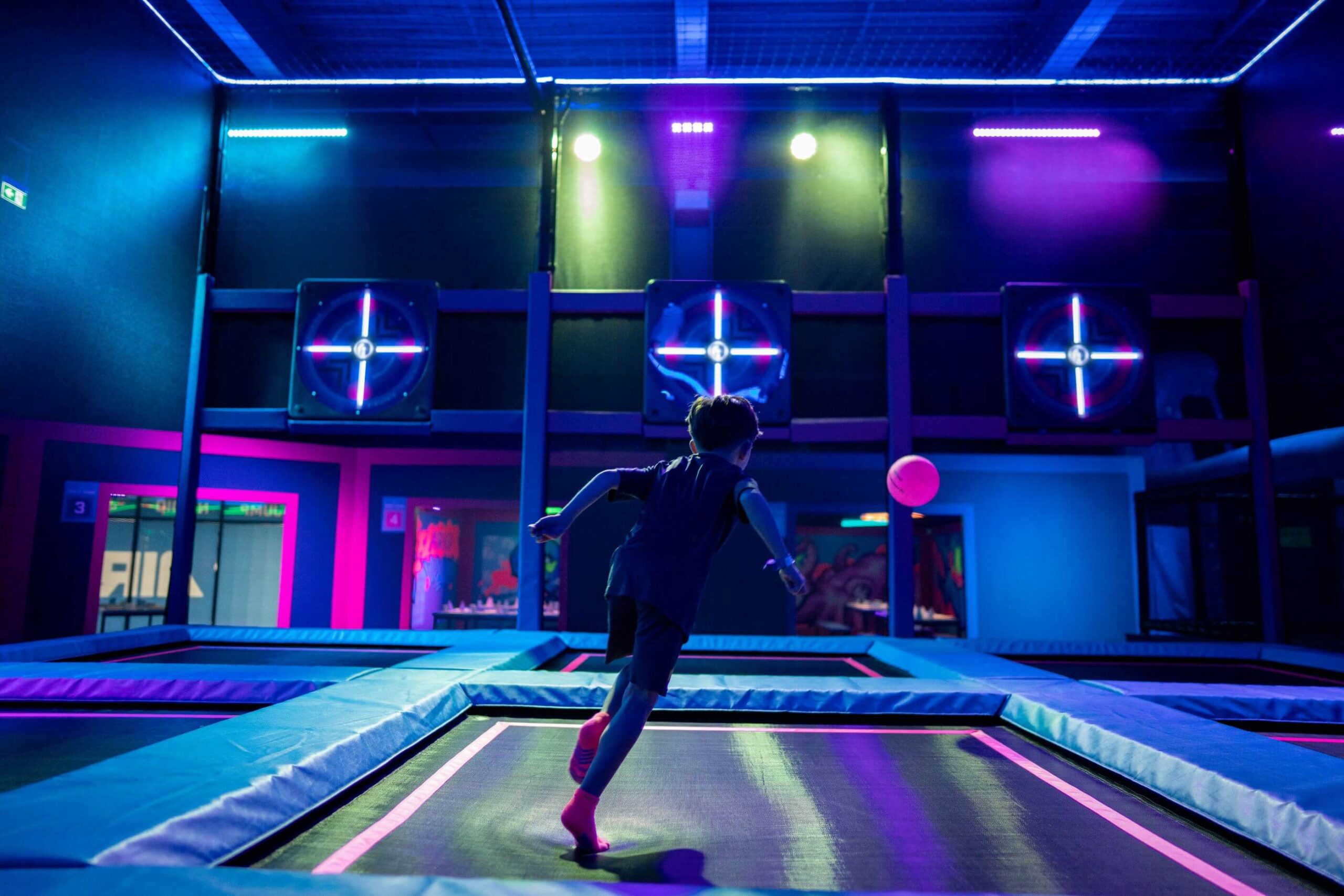 Dodge Attack – Trampoline & Adventure Parks