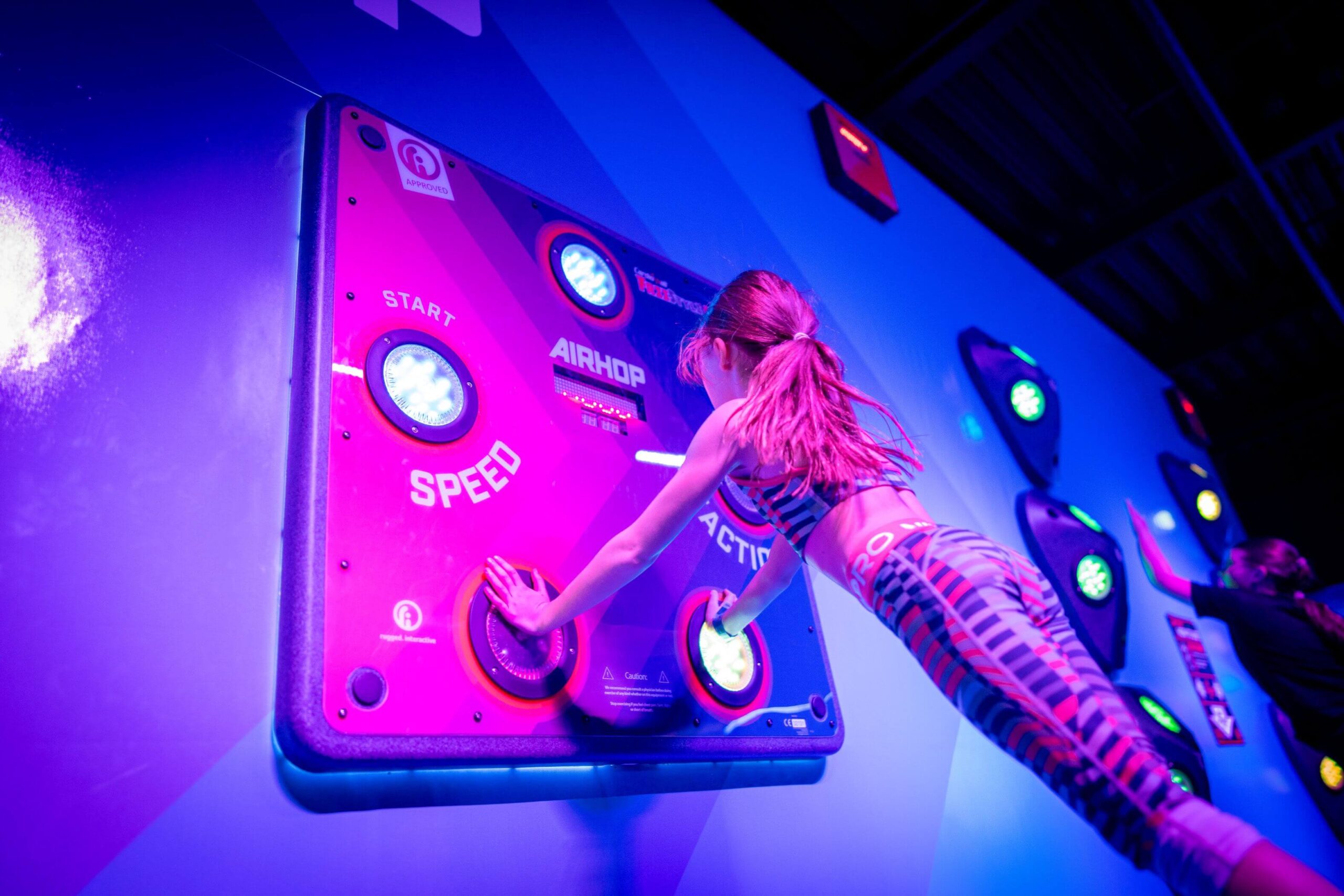 Freestyle Duo – Trampoline & Adventure Parks